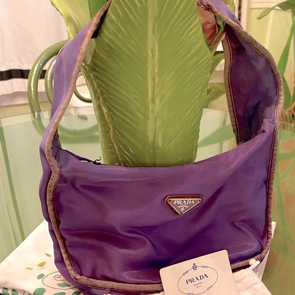 Vintage & Rare Purple Prada Tessuto Egg Fabric Bag - Picture 15 of 16